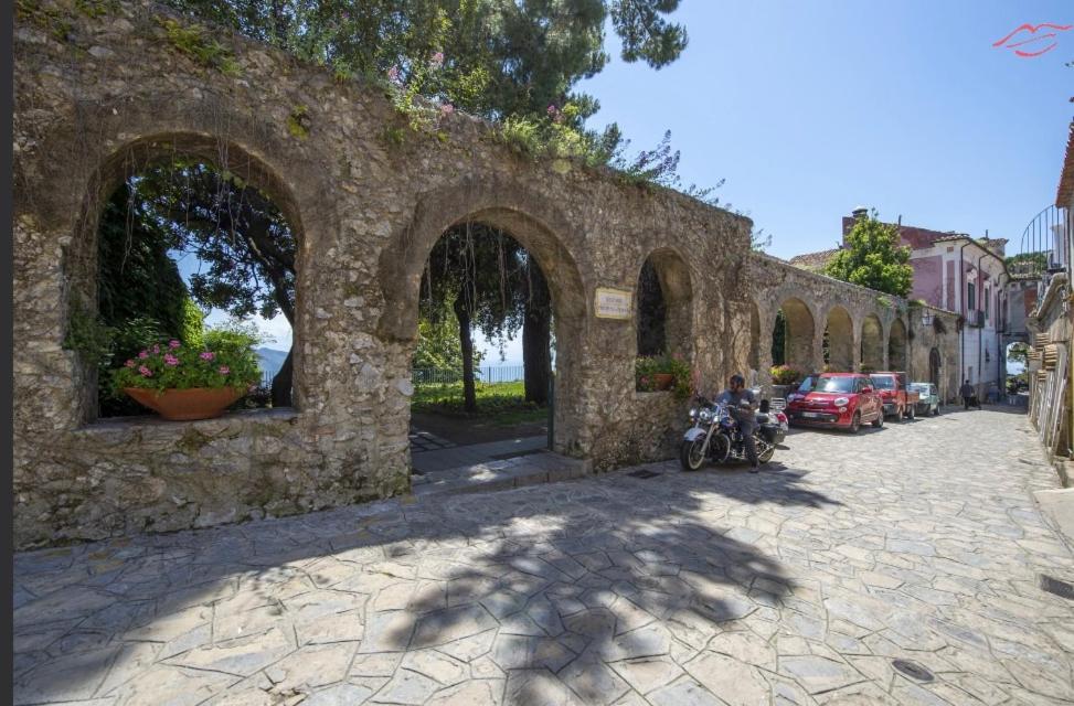 Ravello Vingius Suite Exterior photo