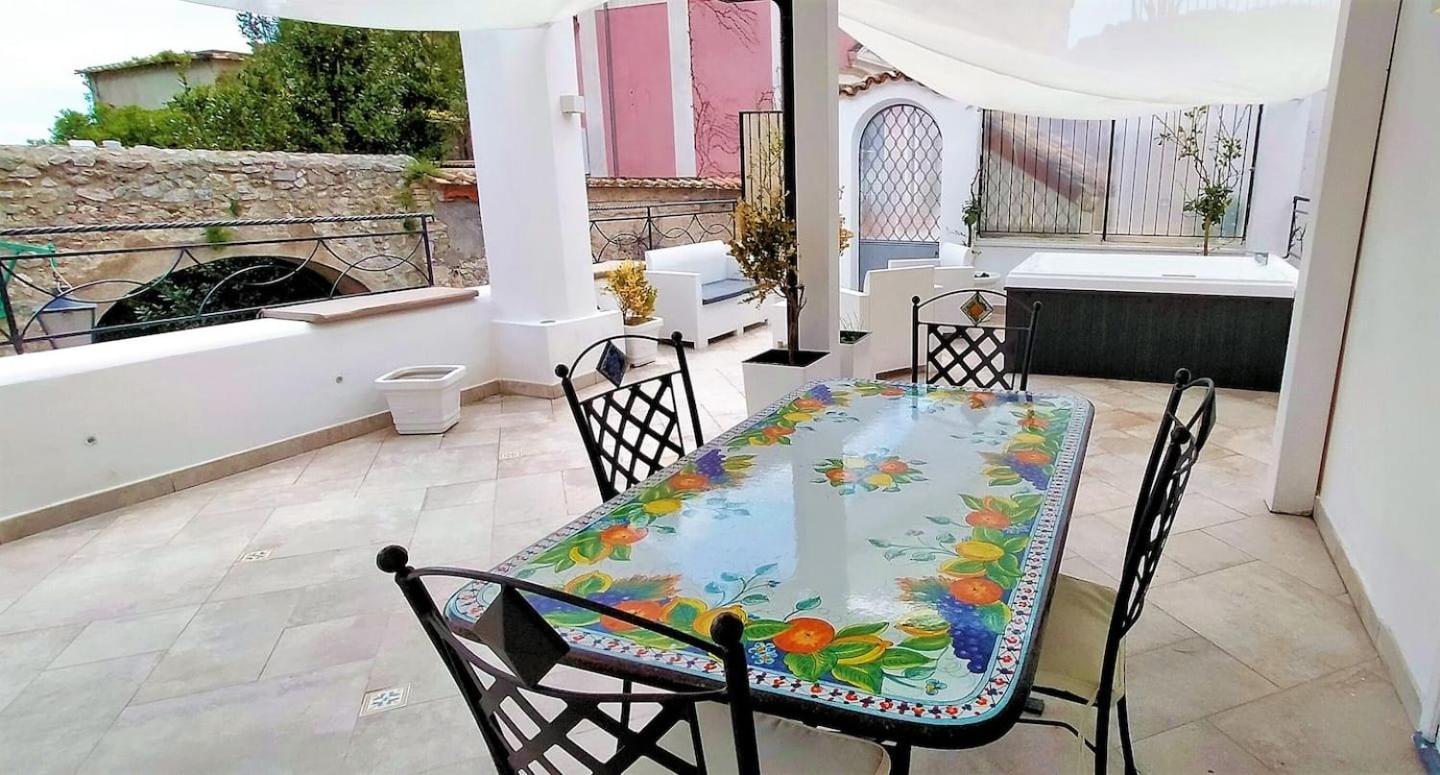 Ravello Vingius Suite Exterior photo